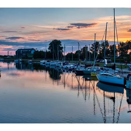 Apartamenty I Domki Osinscy Braniewo Exterior foto